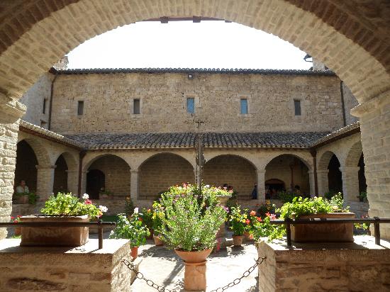 San Damiano-UNESCO-ve Svjetske baštine - Assisi | Secret World Trip Planner