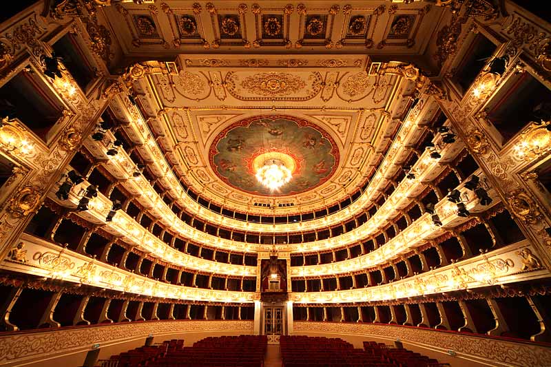 Teatrul Regal din Parma - Parma | Secret World Trip Planner