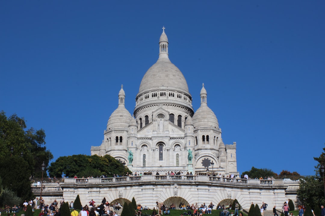 Kuora E Basilikës Sacro, një kupolë e bardhë mahnitëse. - Paris | Secret World Trip Planner