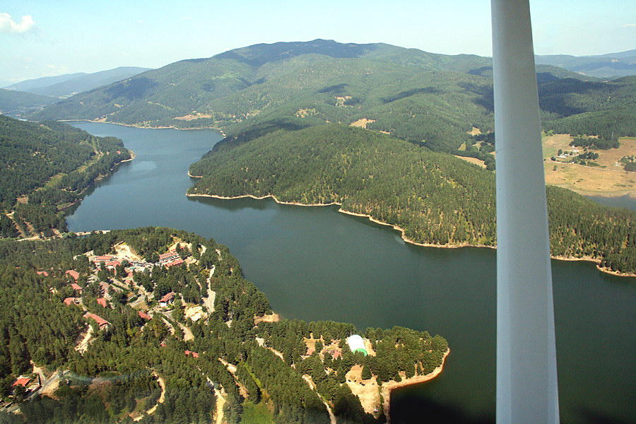 安波利诺湖 - Lago Ampollino | Secret World Trip Planner