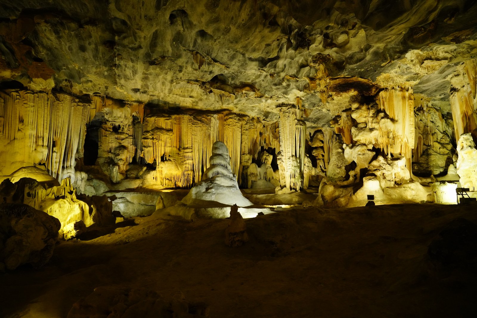 Cango Caves, le plus grand système de grottes d'Afrique - Oudtshoorn | Secret World Trip Planner
