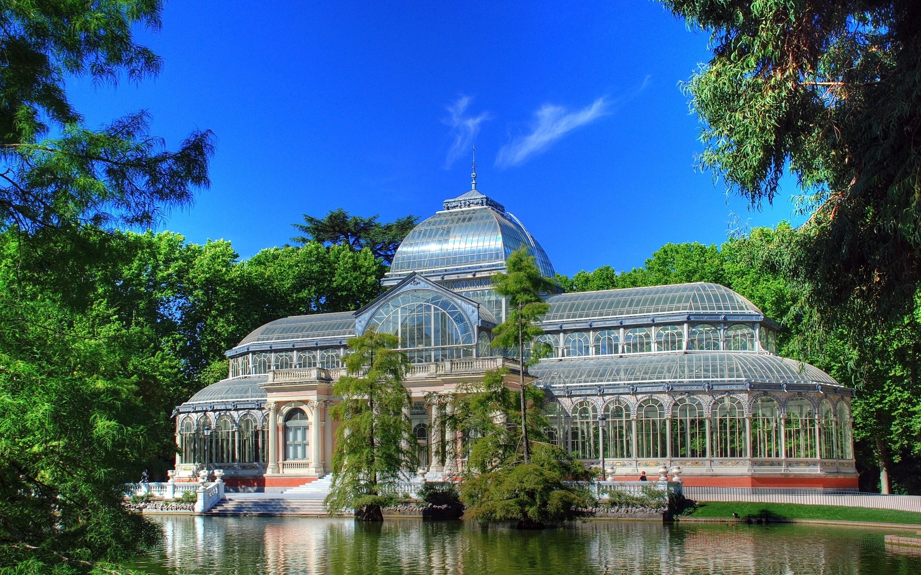 Le Palais de Cristal de Madrid (Crystal Palace) - Madrid | Secret World Trip Planner