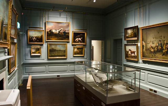 Musée national des courses de chevaux - Palace St | Secret World Trip Planner