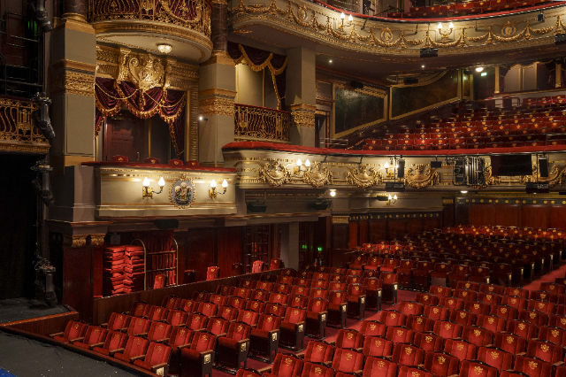 Teatras Royal Drury Lane - Catherine St | Secret World Trip Planner