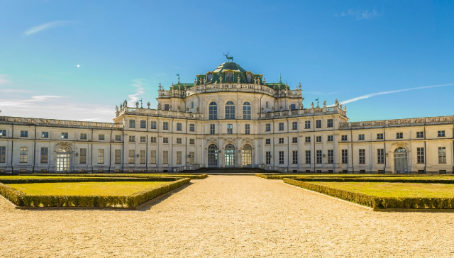 Palazzina di Caccia di Stupinigi、 - Stupinigi, Nichelino | Secret World Trip Planner
