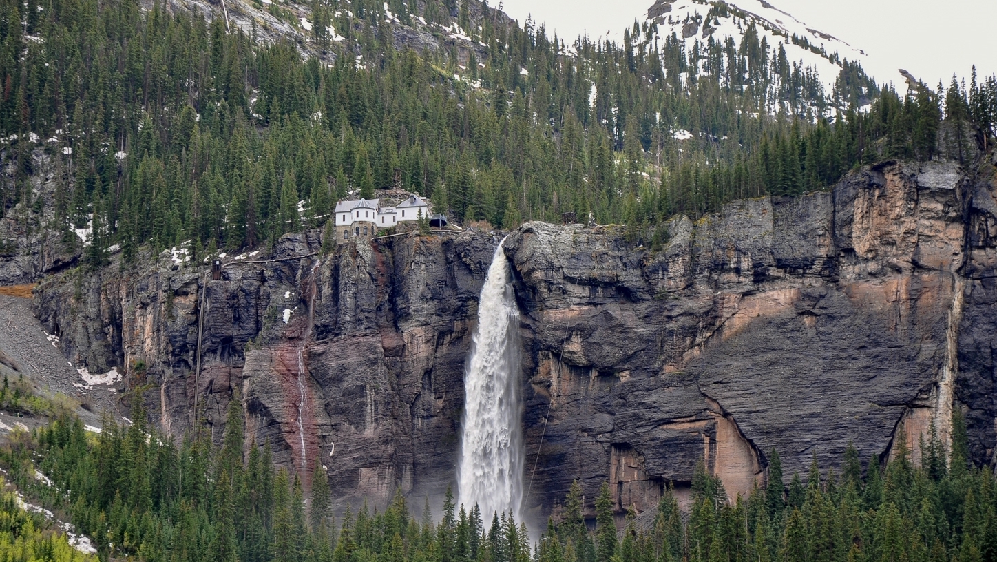 Les spectaculaires chutes du voile de mariée au Colorado — Bridal Veil Falls