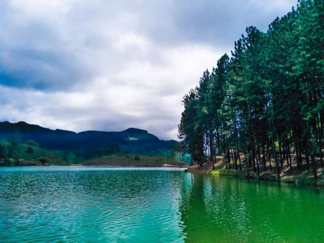 Sembuwatta-See - Sembuwatta Lake | Secret World Trip Planner