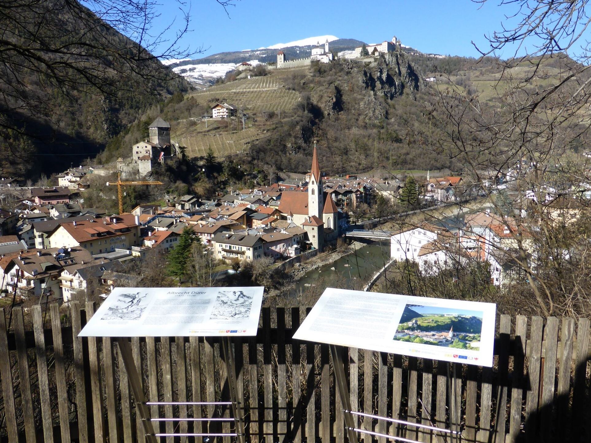 ປິດ:ໃນແກນຂອງ Dürer - Chiusa | Secret World Trip Planner