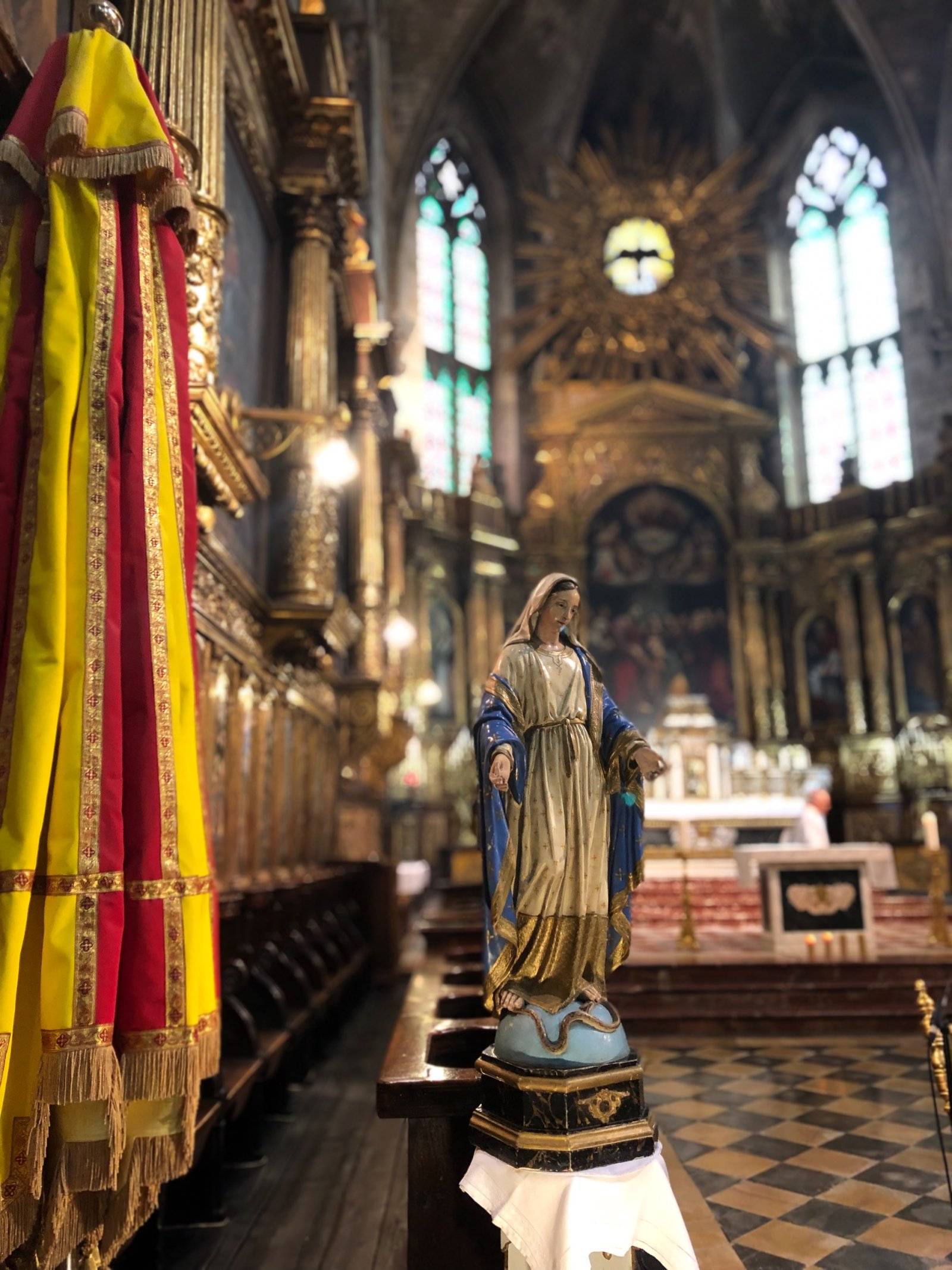 Church of St. Pierre in Avisgnon - Avignon | Secret World Trip Planner