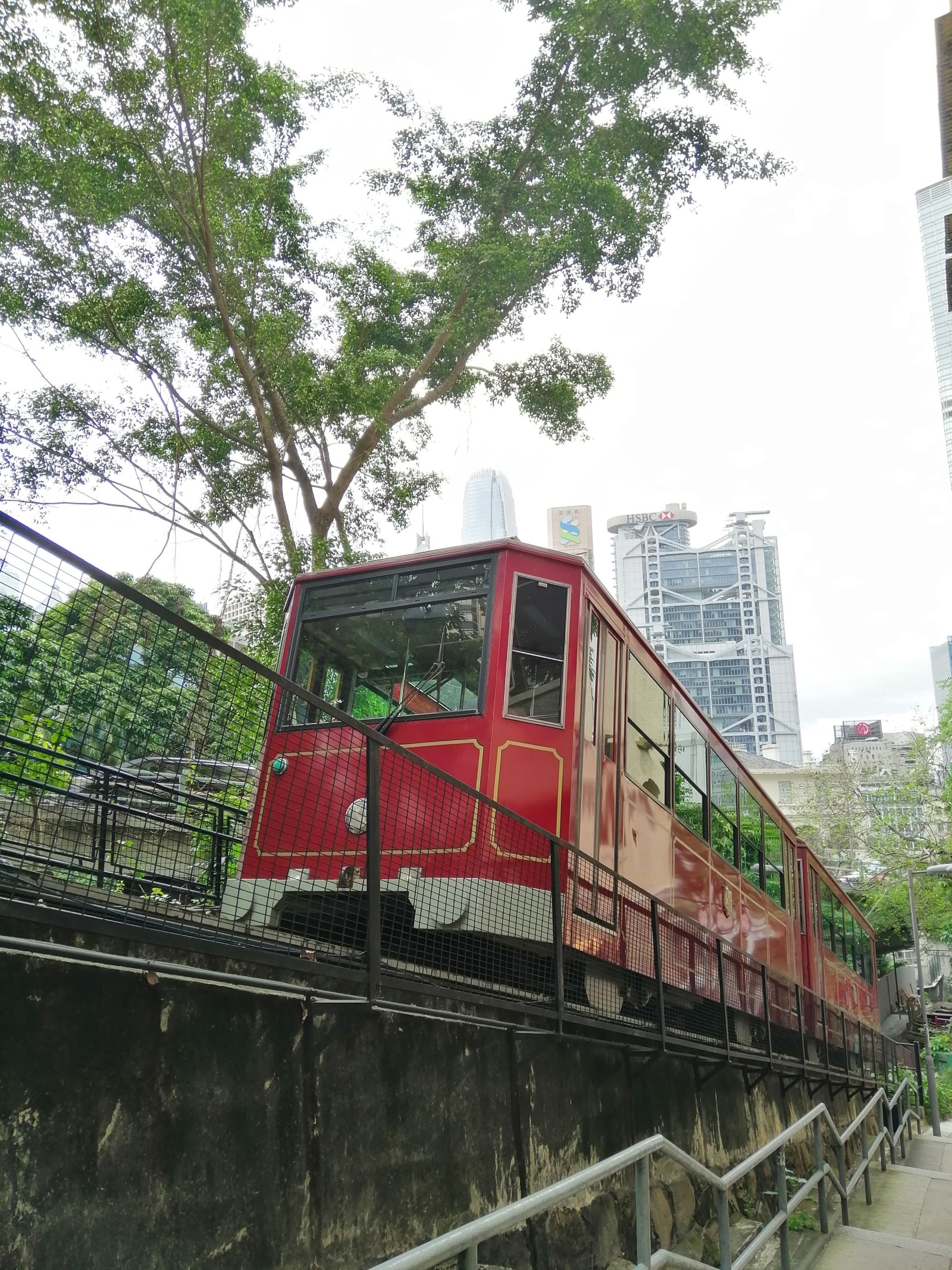 Le vénérable Peak Tram - Central | Secret World Trip Planner