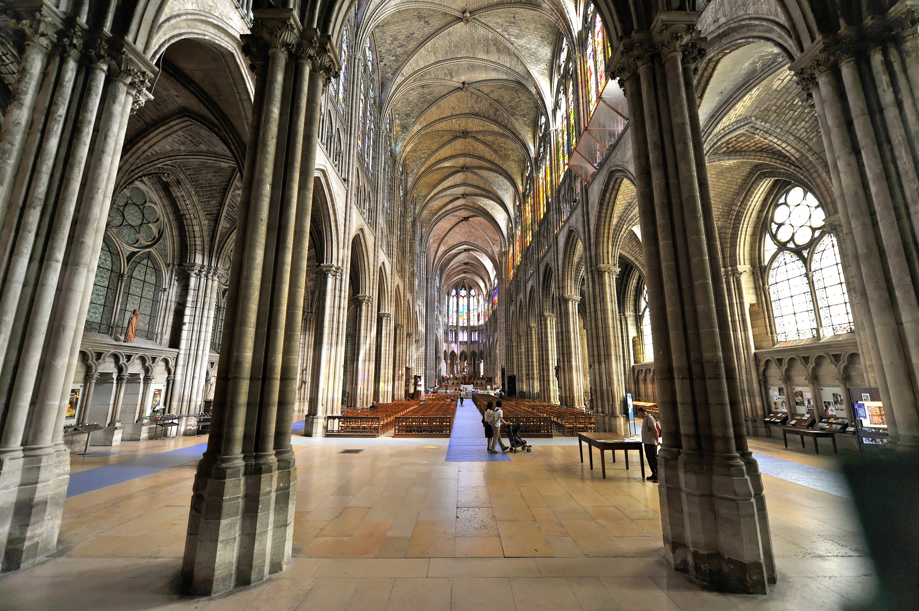 Basilica di Saint-Denis - Saint-Denis | Secret World Trip Planner