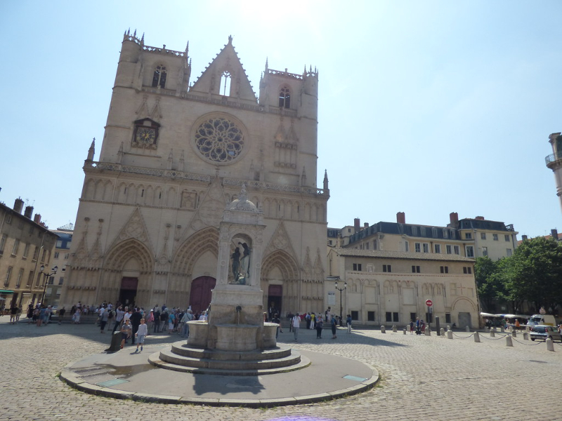 Kathedrale Saint-Jean - Lyon | Secret World Trip Planner