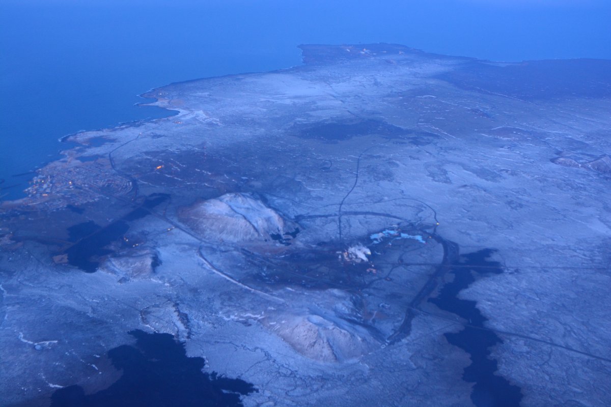 Blue Lagoon: La Magia delle Terme Geotermiche in Islanda - Norðurljósavegur 9 | Secret World Trip Planner