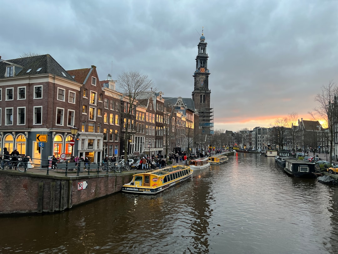 Vacances à Amsterdam à petit prix : visiter la ville économiquement - Amsterdam | Secret World Trip Planner