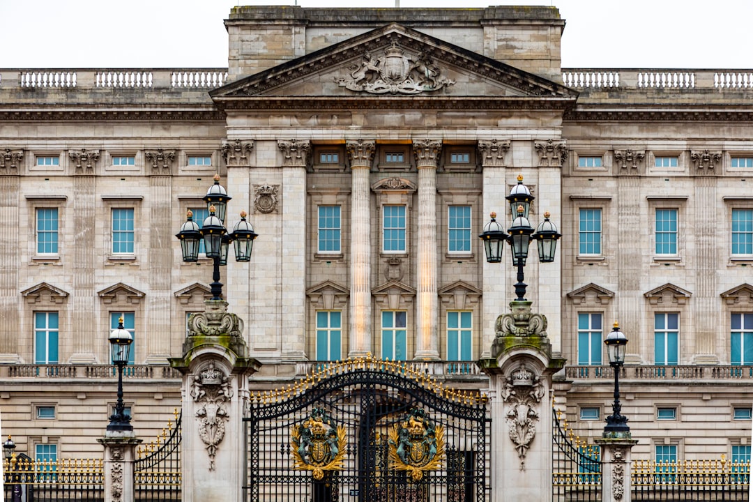 Scoprire Buckingham Palace: Arte e Architettura - Londra SW1A 1AA | Secret World Trip Planner