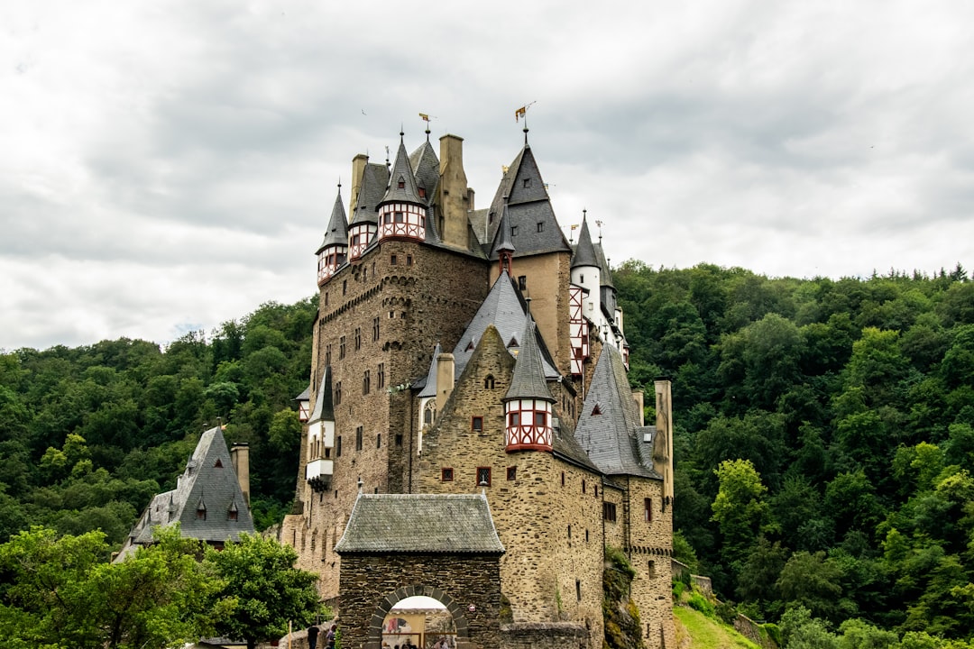 Secret World vs TripIt in Hannover: The Best Trip Planner - Hannover | Secret World Trip Planner