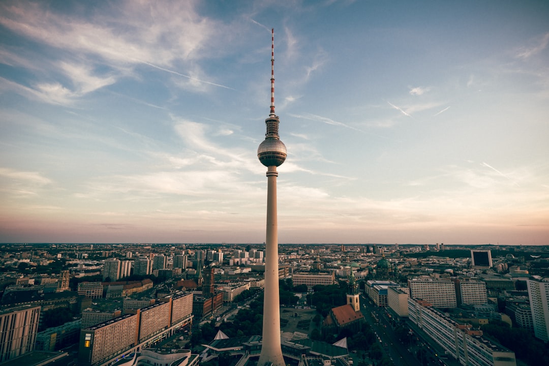 Secret World vs Wanderlog in Berlin 2026: Best Travel Planning - Berlin | Secret World Trip Planner