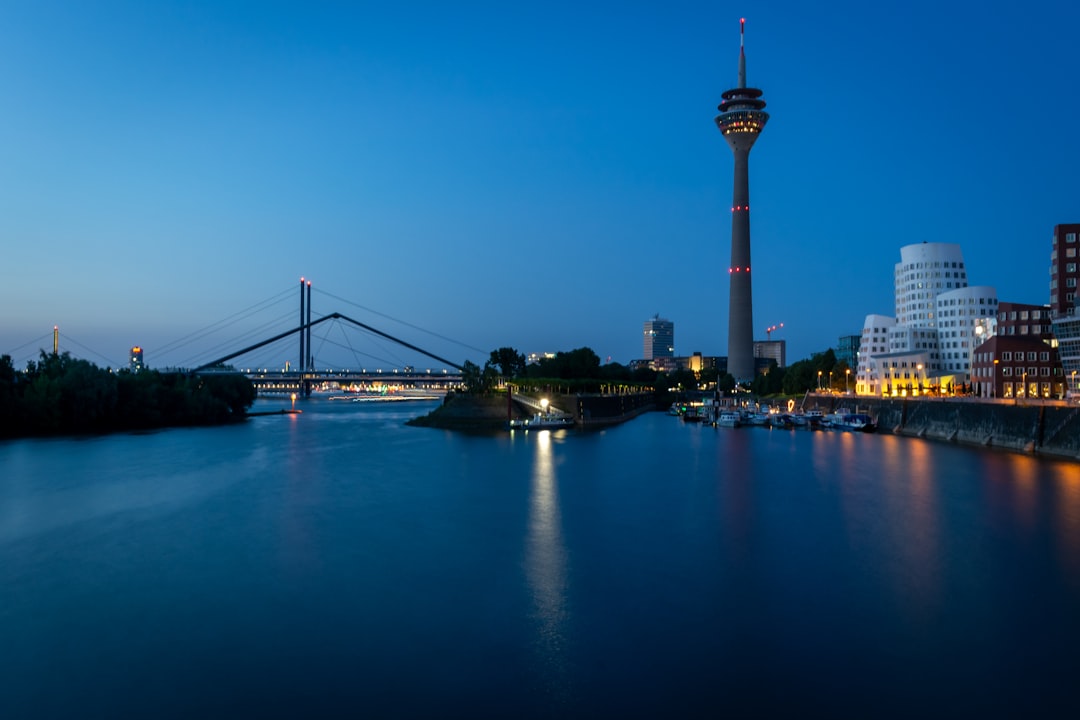 Die besten Wanderlog Alternativen für Düsseldorf 2026 - Düsseldorf | Secret World Trip Planner