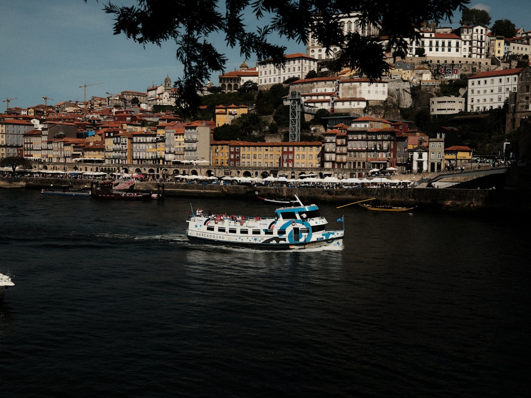 Top 5 travel apps Porto 2026: le migliori app recensite - Porto | Secret World Trip Planner
