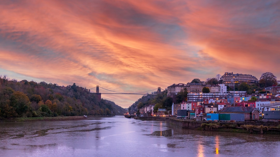 Come pianificare Bristol con AI 2026: Guida Completa - Bristol | Secret World Trip Planner