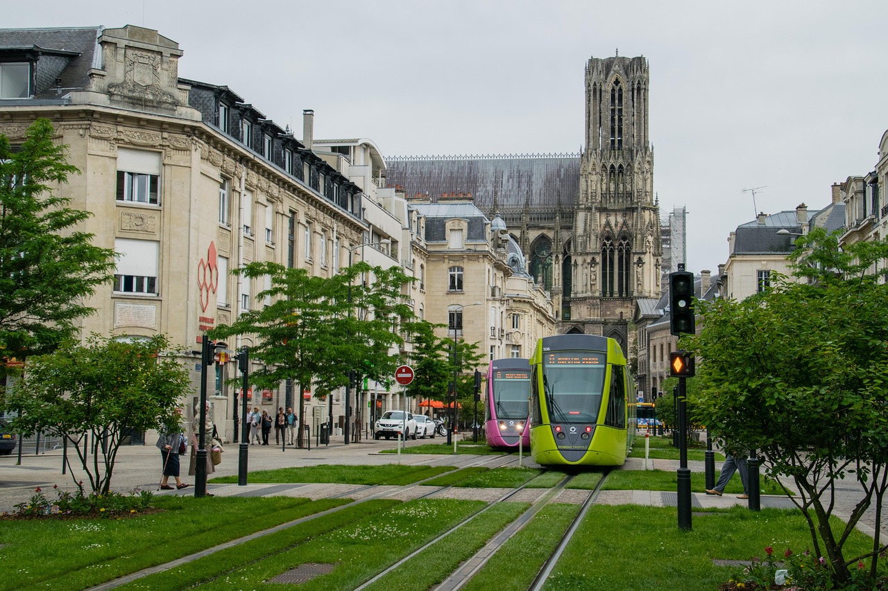 Top 5 Travel Apps in Reims 2026: Discover the Secret World - Reims | Secret World Trip Planner