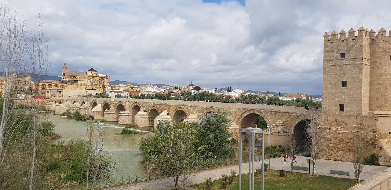 Top 5 travel apps Córdoba 2026: scopri Secret World - Córdoba | Secret World Trip Planner