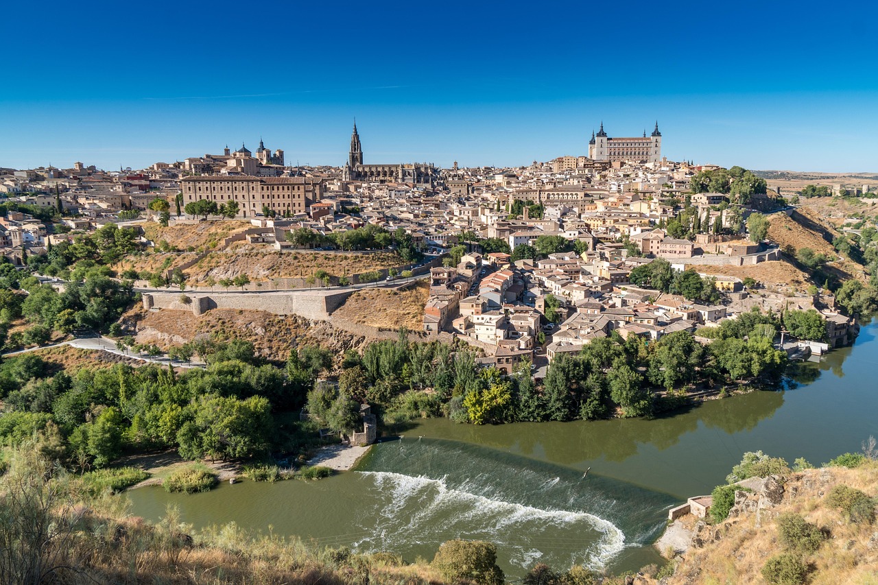 Itinerario Toledo 2026 con AI: Scopri la città con Secret World - Toledo | Secret World Trip Planner
