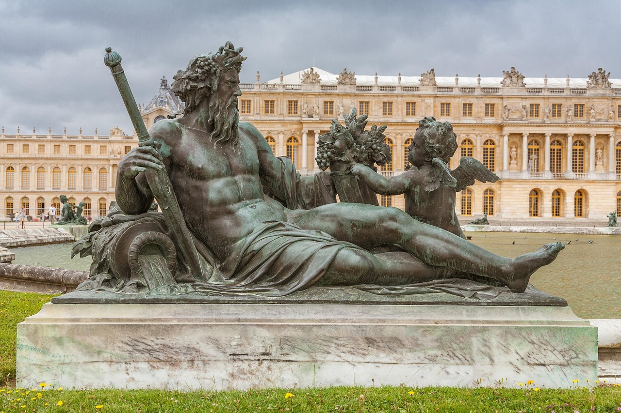 Migliori app viaggio Versailles 2026: le 5 top da usare - Versailles | Secret World Trip Planner
