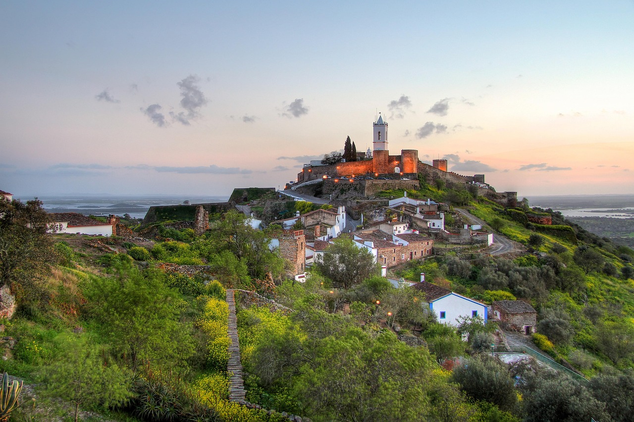 Secret World vs TripIt a Monsaraz: Quale è il Migliore? - Monsaraz | Secret World Trip Planner