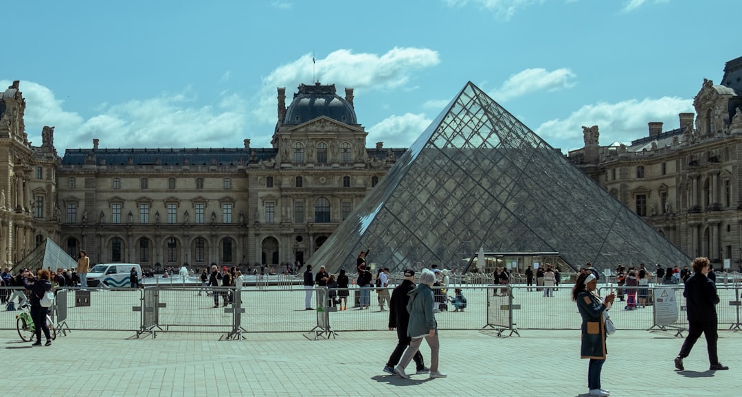 Meilleures applications de voyage IA Nice 2026 : Découvrez les - Nice | Secret World Trip Planner