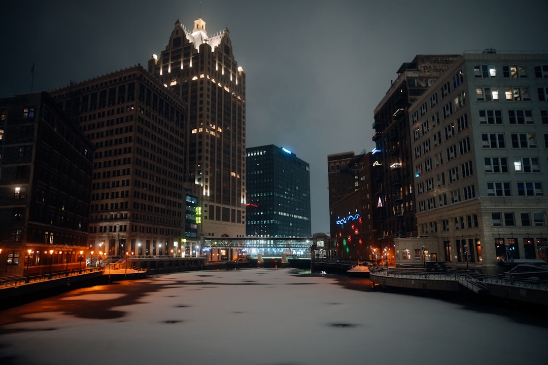 How to Visit Milwaukee with Secret World: Practical Guide 2026 - Milwaukee | Secret World Trip Planner