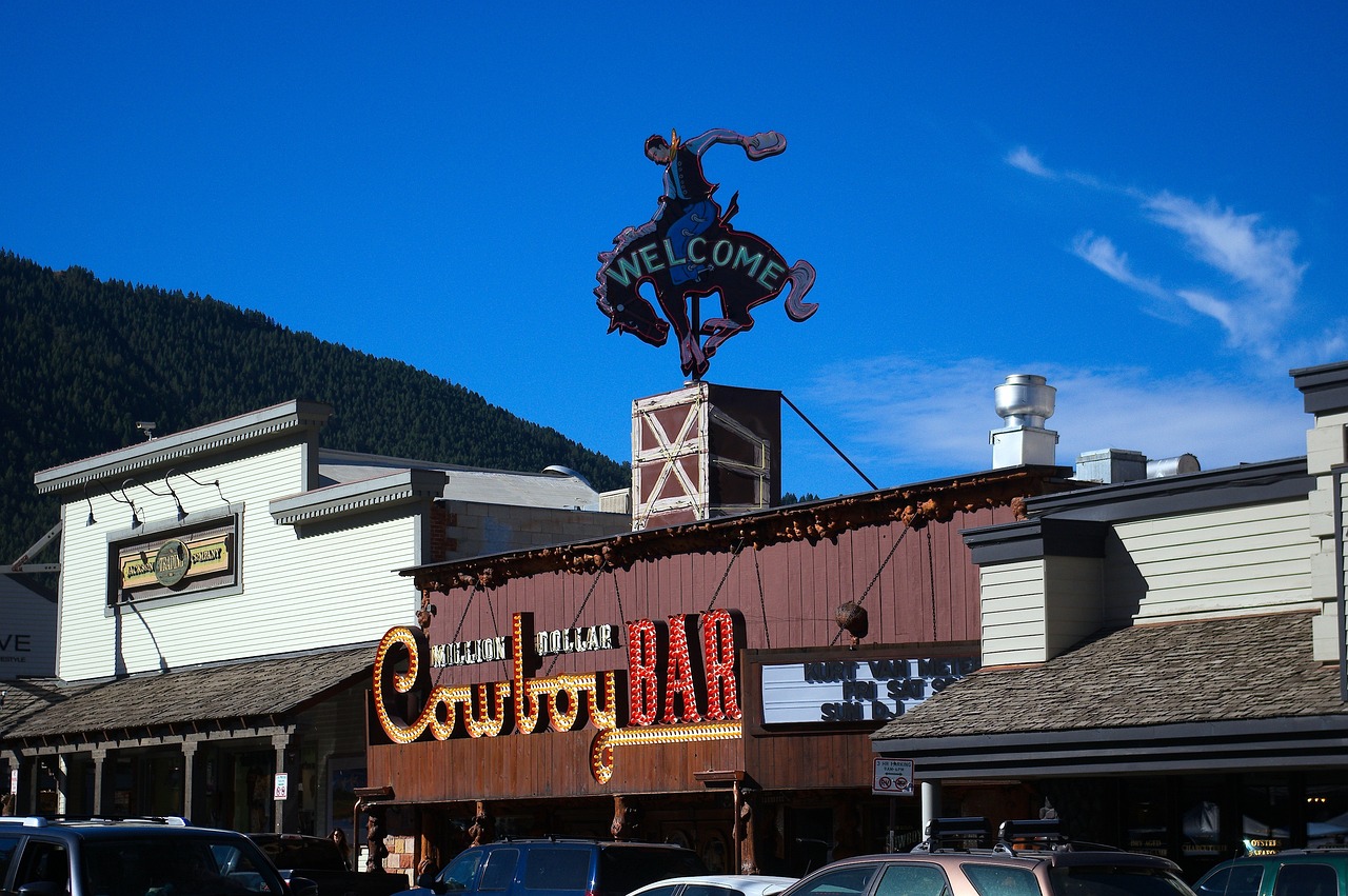 How to Visit Jackson Hole with Secret World: A Practical Guide - Jackson Hole | Secret World Trip Planner