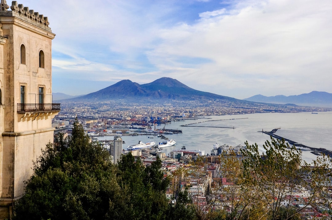Explorer le Vésuve : Gardien d'Histoire et de Nature - Vesuvio | Secret World Trip Planner