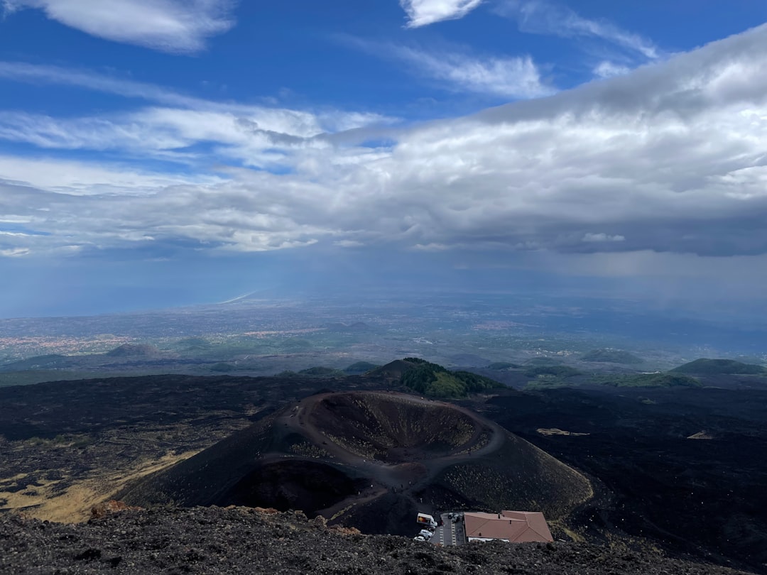 Etna : Le Géant de Sicile et ses Merveilles - Etna | Secret World Trip Planner