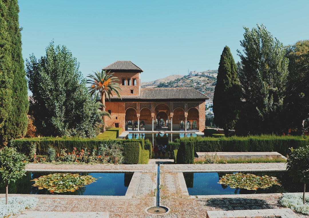 Hotel Alhambra Palace: Un Sogno Architettonico a Granada - Centro | Secret World Trip Planner