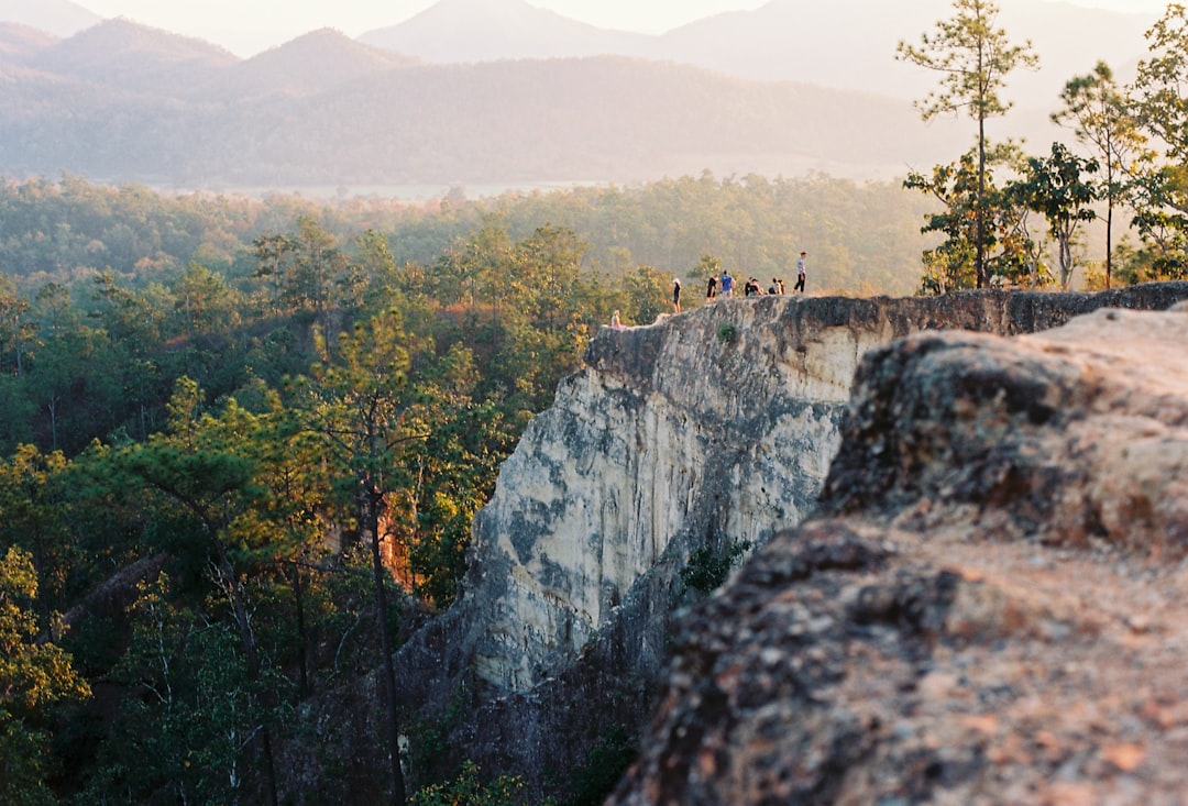 Entdecken Sie den Pai Canyon: Ein Paradies in Thailand | Secret World Trip Planner