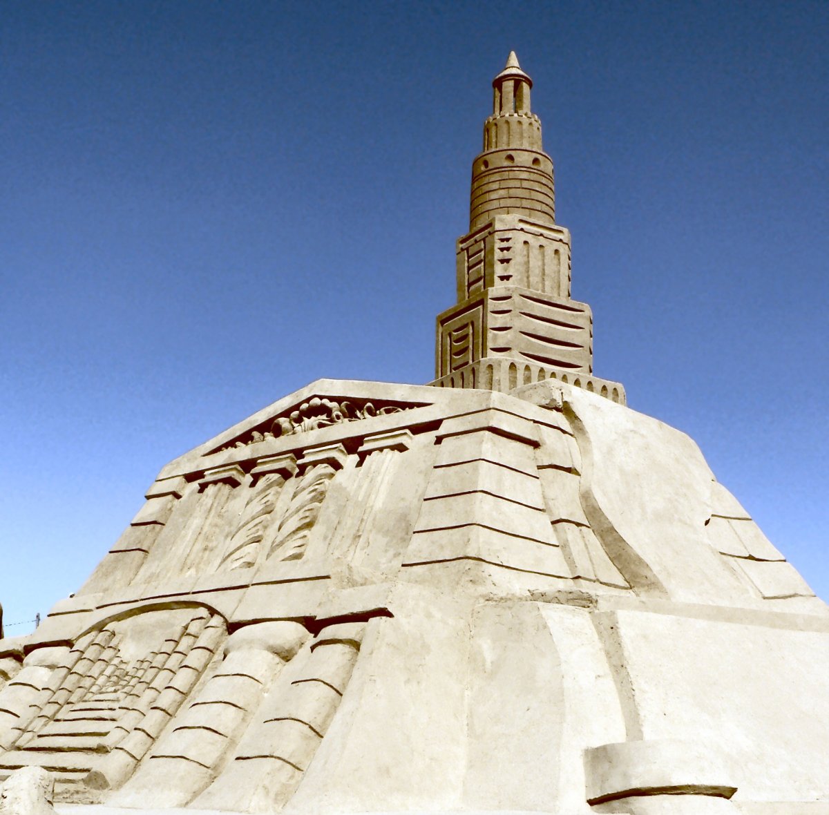The Lighthouse of Alexandria: An Ancient Treasure — Al Gomrok