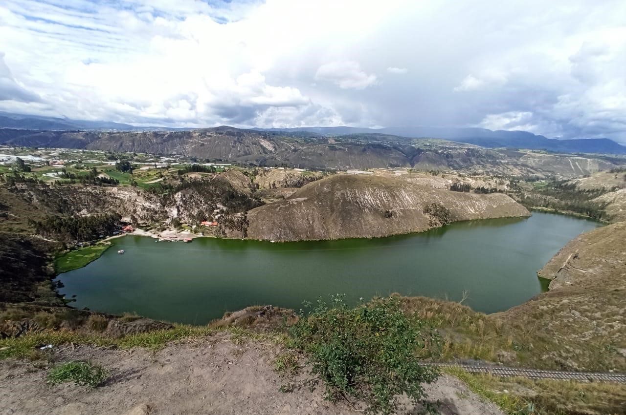 Yambo: Eine Reise zwischen Kultur und Abenteuer in Ecuador - Parroquia Antonio José Holguín | Secret World Trip Planner