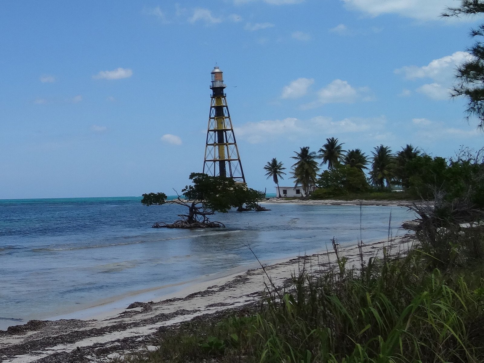 Entdecken Sie den Faro de Cayo Jutías: ein Juwel Kubas - Minas de Matahambre | Secret World Trip Planner