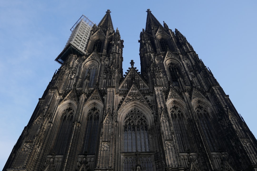 Kölner Dom: Ein Meisterwerk der Gotischen Architektur - Köln | Secret World Trip Planner