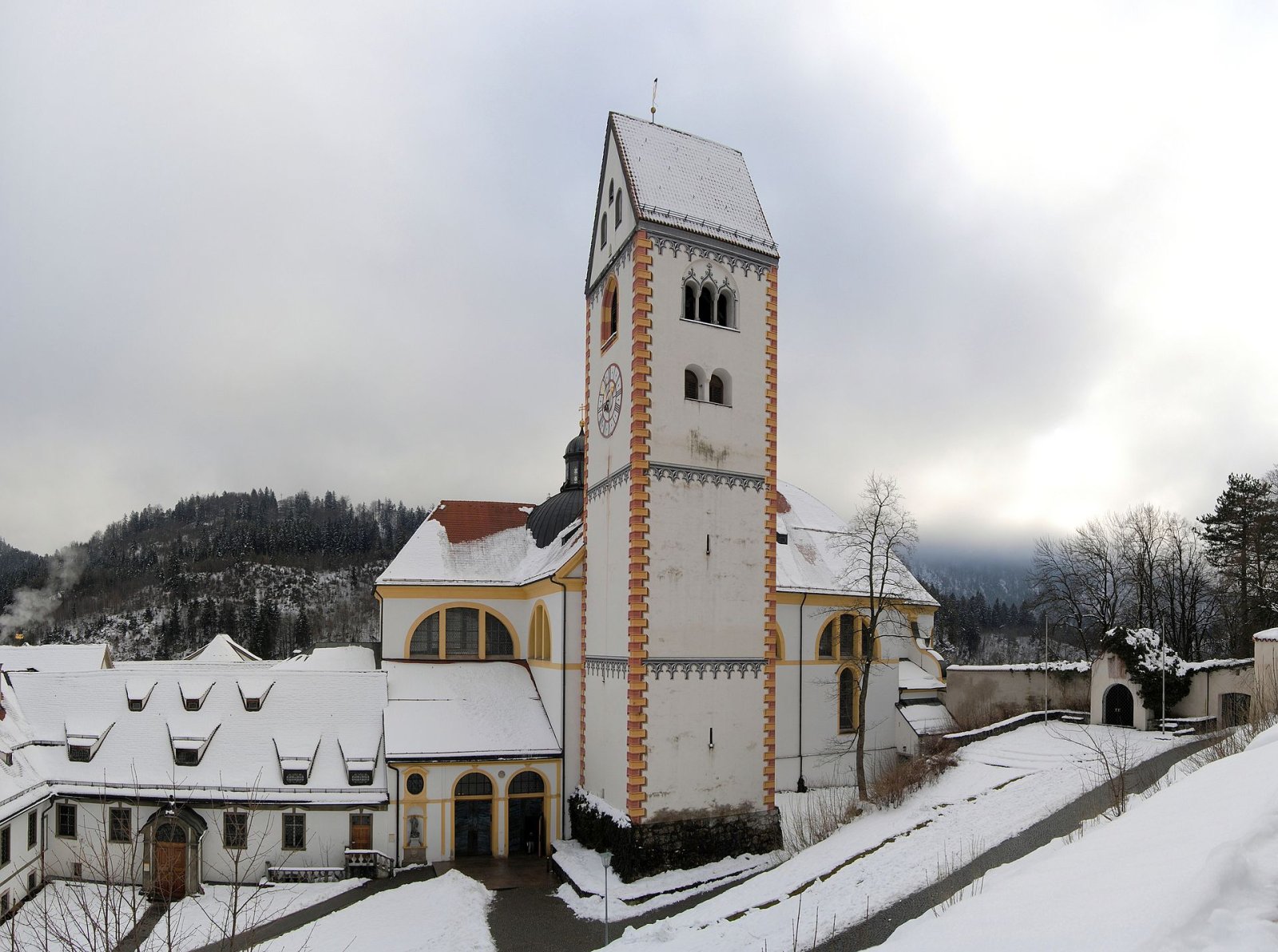 Découvrir Füssen : histoire, beautés et attractions - Füssen | Secret World Trip Planner