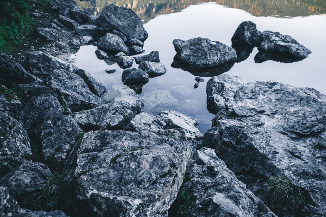 Partnachklamm: un viaggio tra natura e avventura in Baviera - Garmisch-Partenkirchen | Secret World Trip Planner