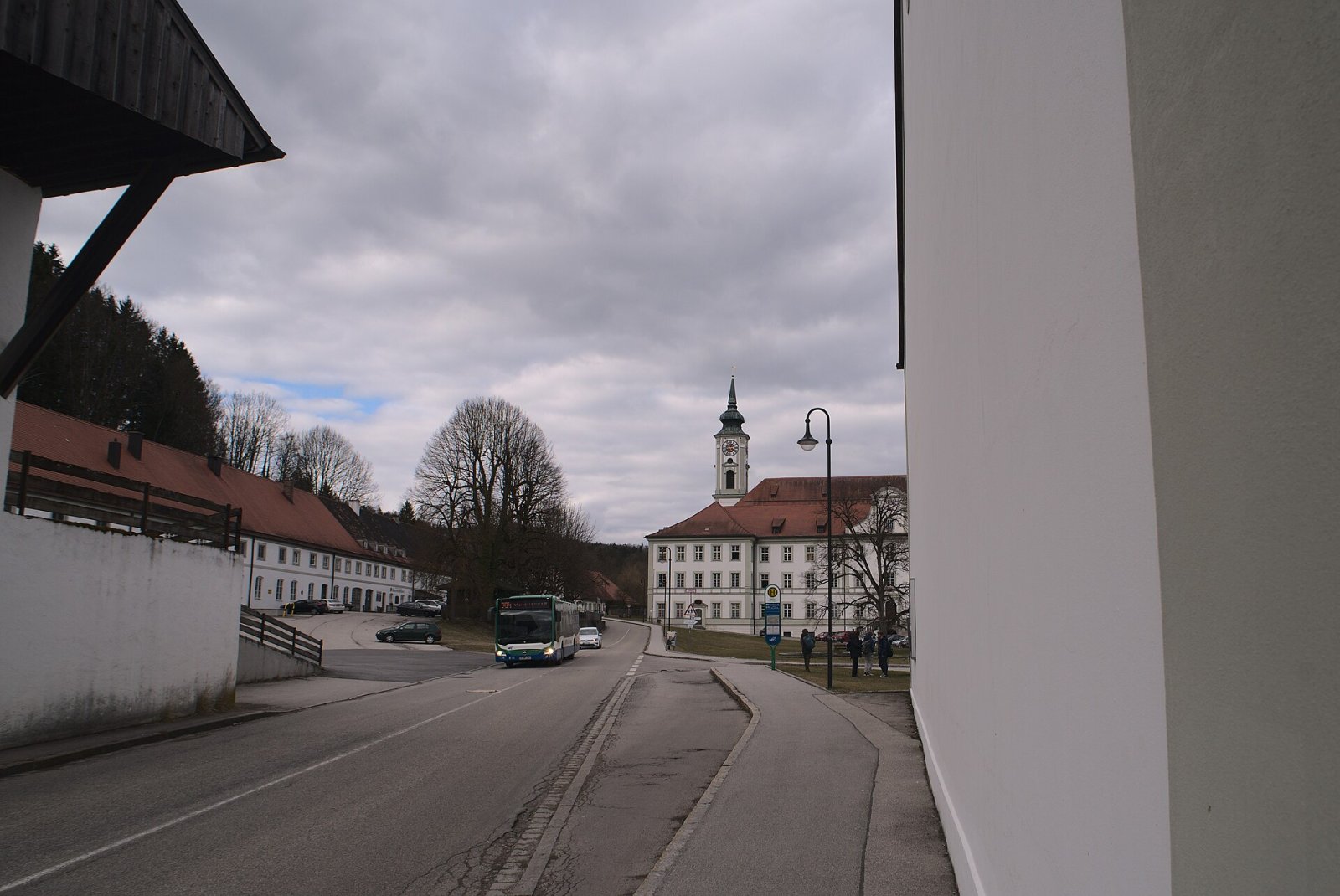 Entdecken Sie den kulturellen Reiz von Kloster Schäftlarn in Bayern - Baierbrunn | Secret World Trip Planner