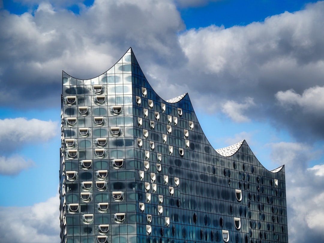 Entdecken Sie die Elbphilharmonie: kulturelles Juwel Hamburgs - Hamburg | Secret World Trip Planner