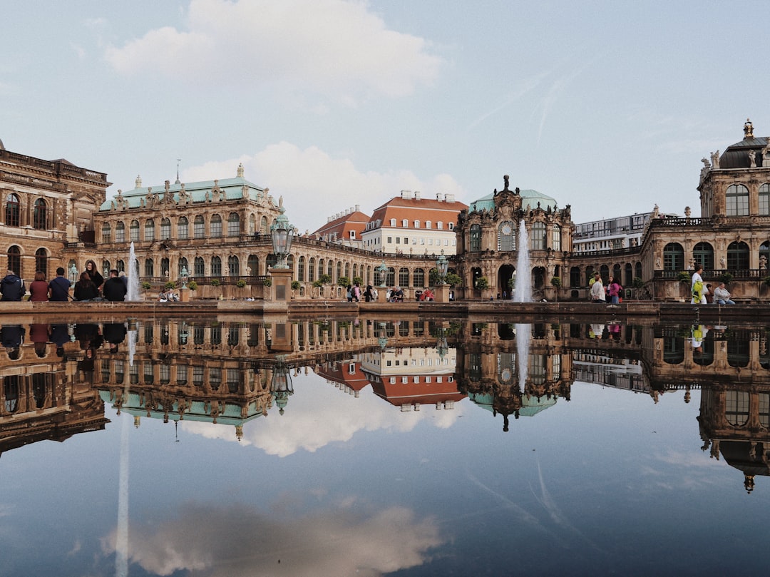 Dresden Zwinger: Ein Meisterwerk der Kunst und Geschichte in Sachsen - Dresden | Secret World Trip Planner