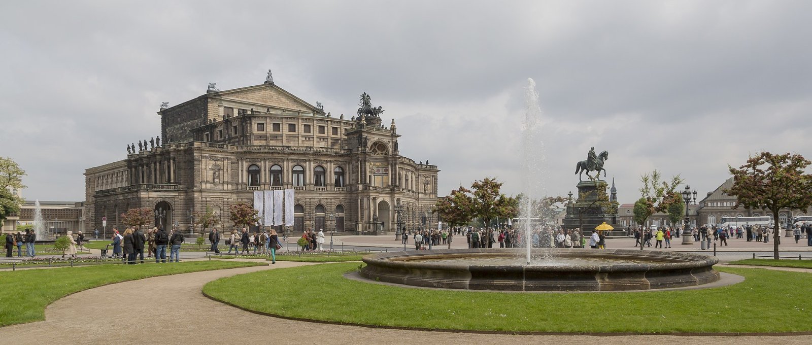 Discover the Semperoper in Dresden: a German cultural gem - Dresden | Secret World Trip Planner