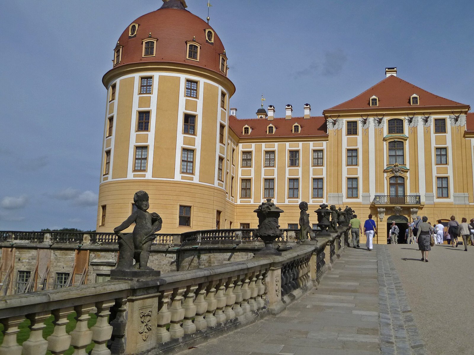 Discover Moritzburg Castle: History and Beauty in Saxony - Moritzburg | Secret World Trip Planner