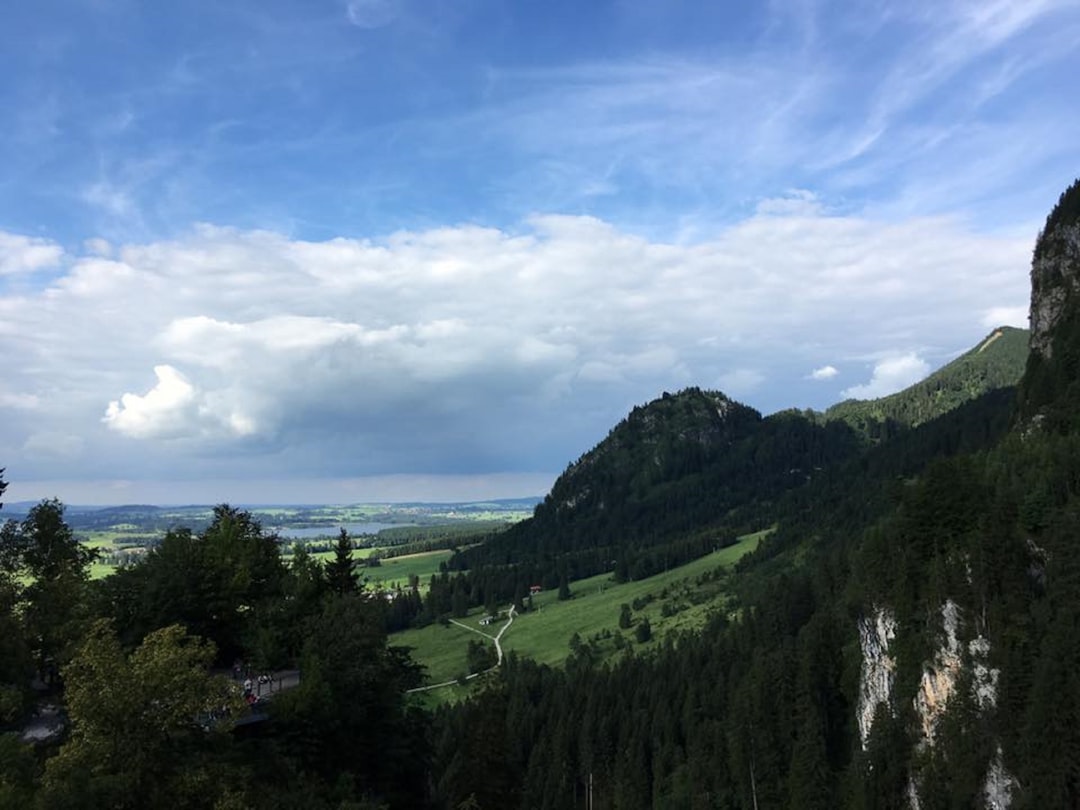 Entdecken Sie den Rennsteig Ridge: Ein Wanderweg zwischen Natur und Geschichte in Thüringen - Neuhaus am Rennweg | Secret World Trip Planner