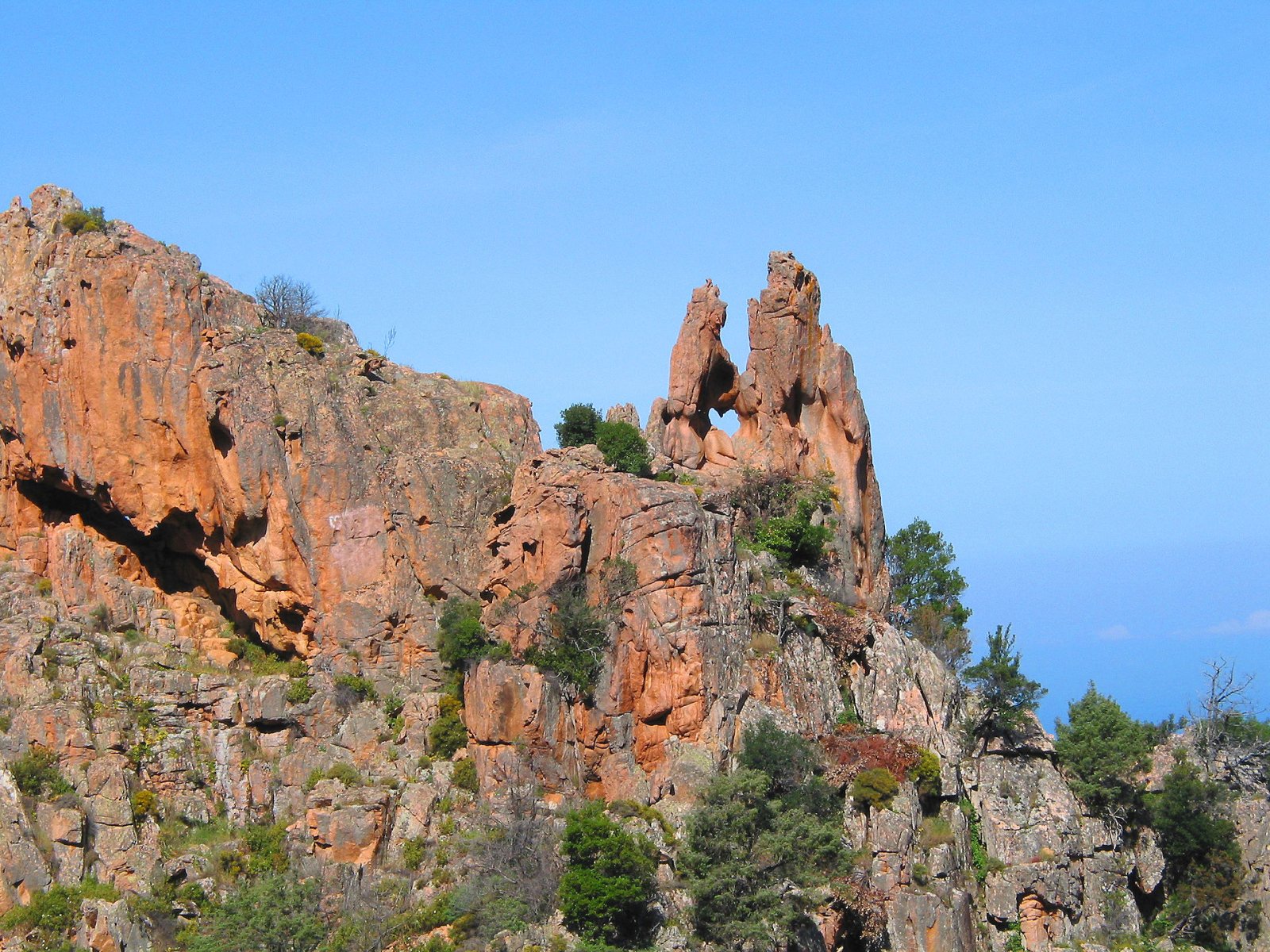 Scopri le Calanques de Piana: un gioiello naturale in Corsica - Piana | Secret World Trip Planner
