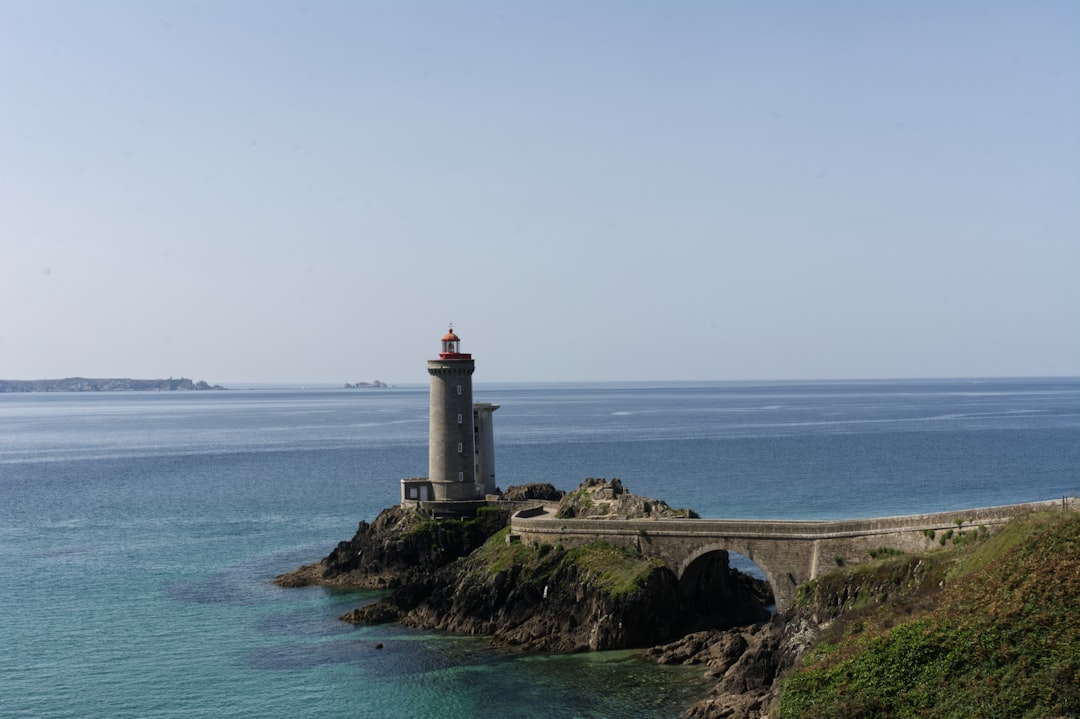 Scopri il Faraglione di Cap Blanc-Nez: un gioiello della Francia - Sangatte | Secret World Trip Planner